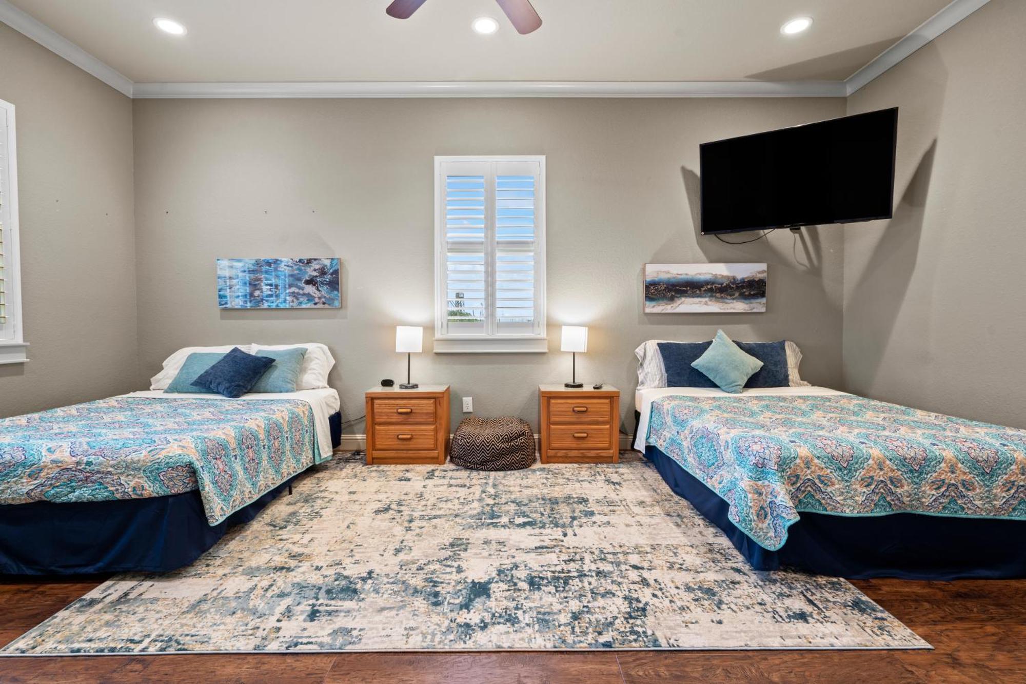 Luxury Waterfront Home Family And Pet Friendly Near Surfside Beach 11 Mins フリーポート エクステリア 写真
